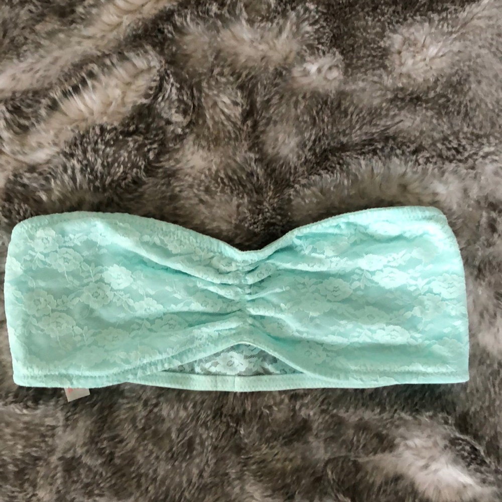 Teal Lace Strapless Bra